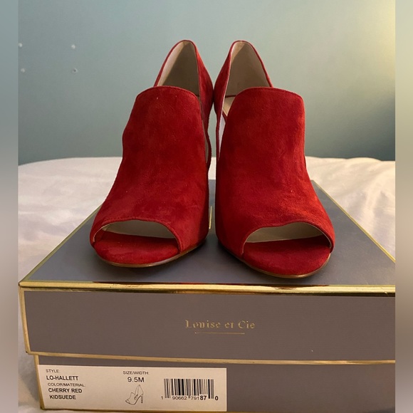 Louise et Cie Lo-Hallett Suede Heels - Picture 6 of 6